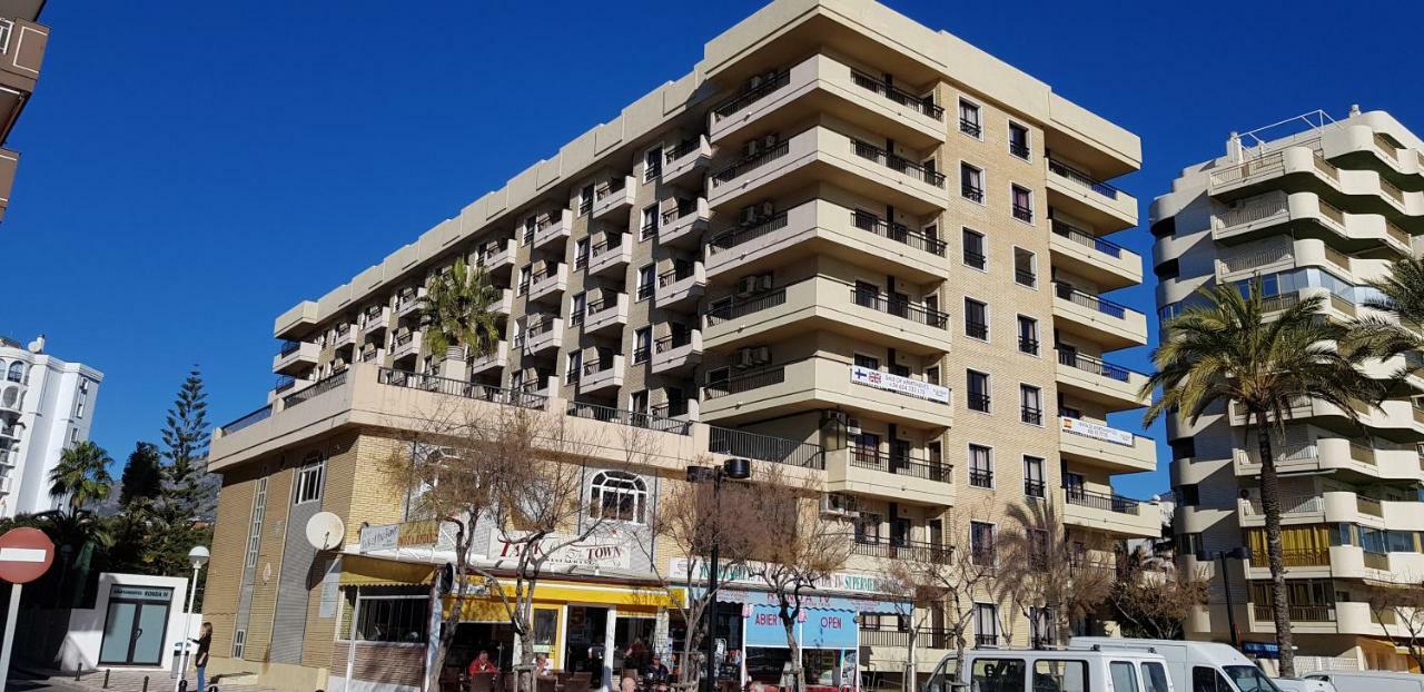 Apartamento Nuevo Ronda IV ฟูเอนฮิโรลา ภายนอก รูปภาพ