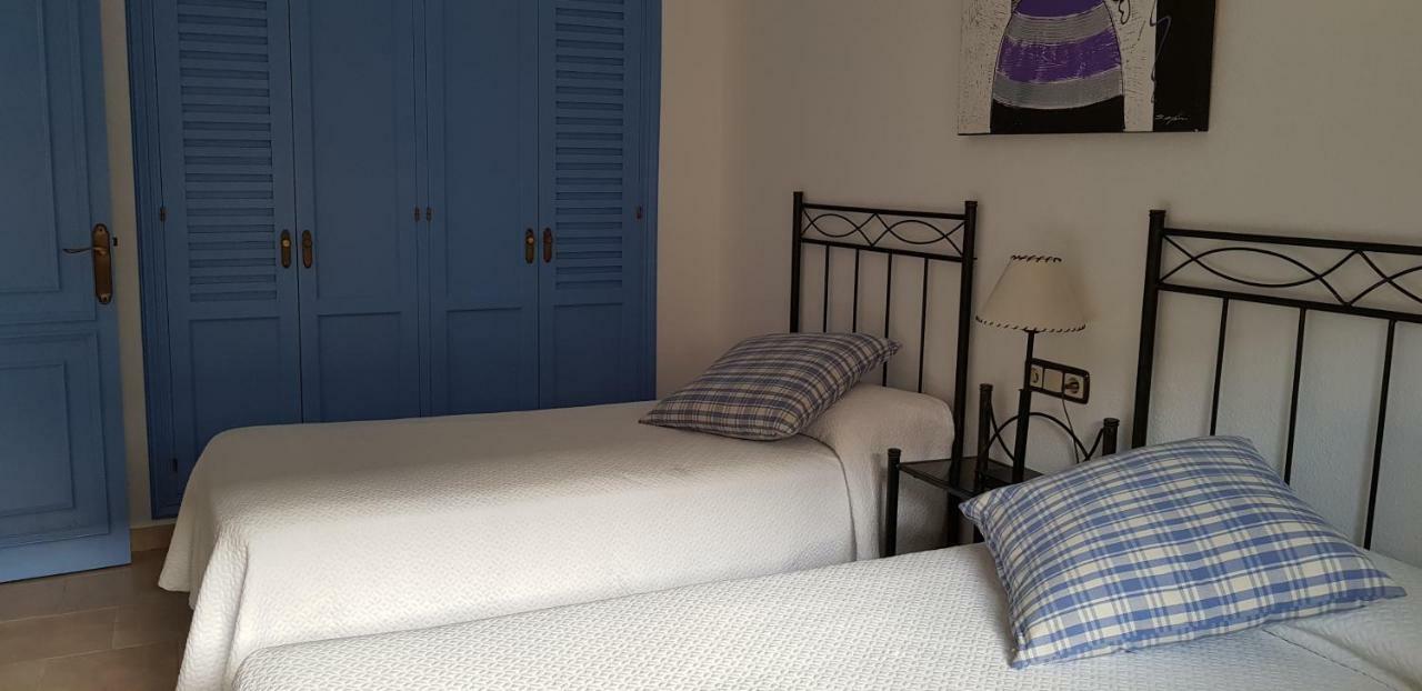 Apartamento Nuevo Ronda IV ฟูเอนฮิโรลา ภายนอก รูปภาพ